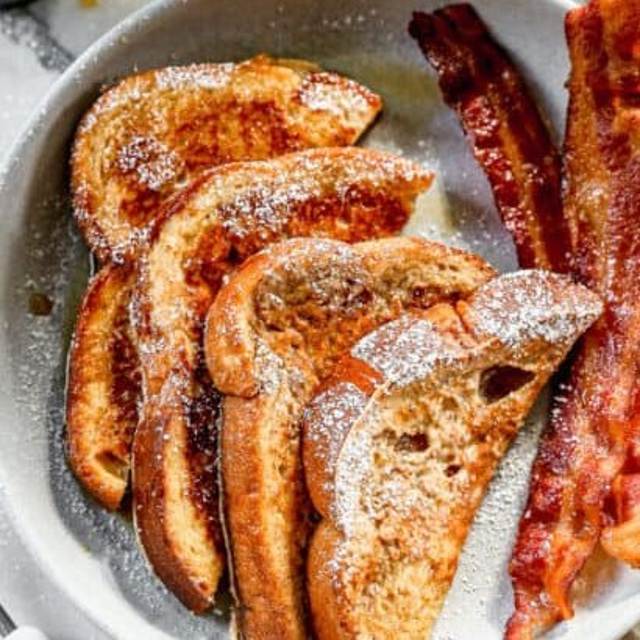 Breakfast: French Toast & Bacon.