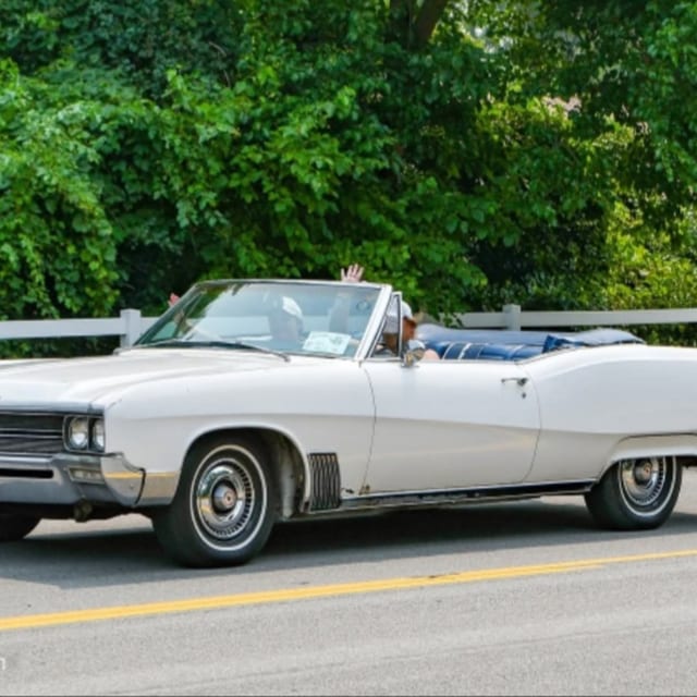 Broadway Knights Cool amd Classic Rides Car Show